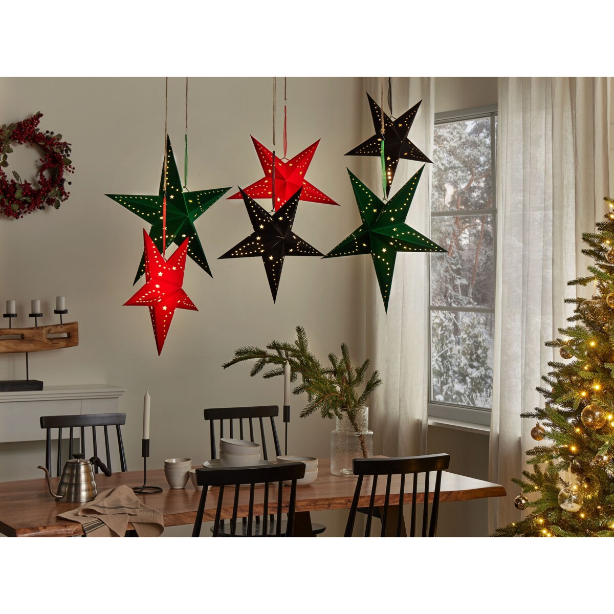 Zestaw 2 dekoracji wiszących LED MOTTI Gwiazda 45 cm Czarny