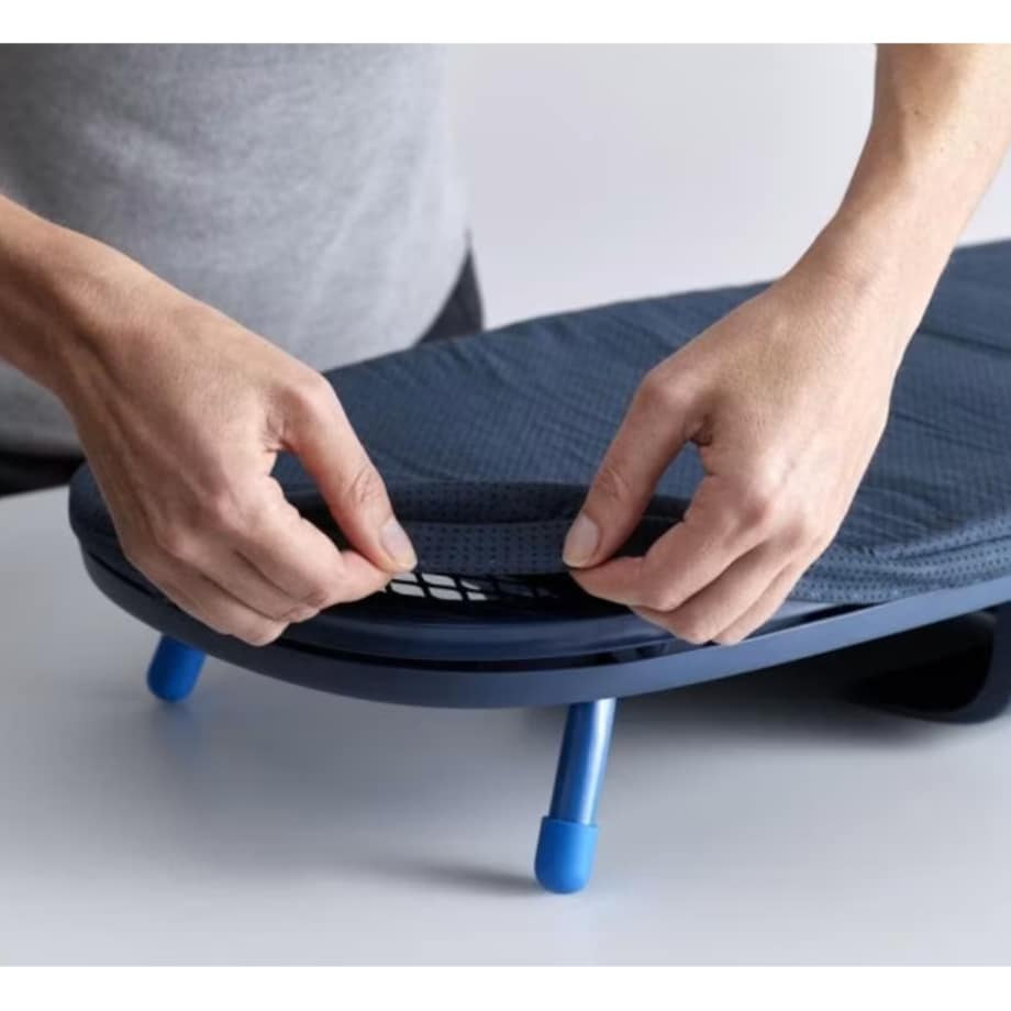 Składana deska do prasowania z miejscem na żelazko Pocket Plus, Joseph Joseph