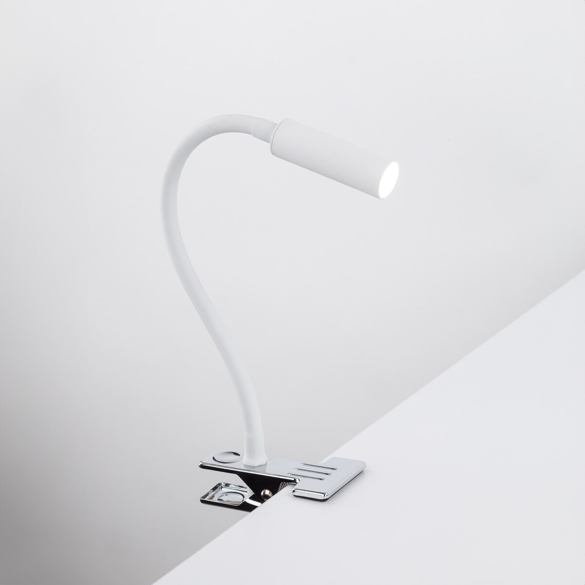 Lampa biurkowa na klips TK Lighting LAGOS WHITE biała/chrom G9 6W nowoczesna do biura i pokoju dziecięcego