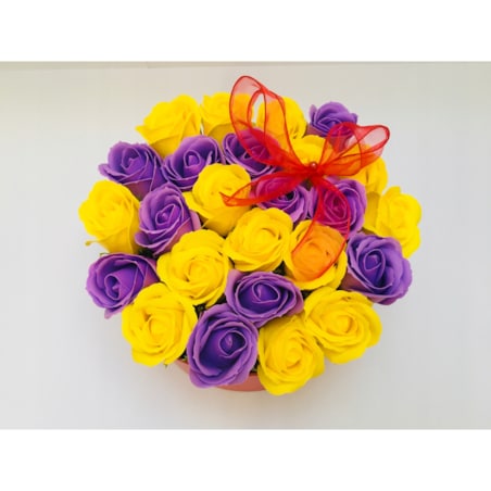 DUŻY BOX KWIATY MYDLANE PACHNĄCE NA dzień mamy upominek urodziny WIOSENNE