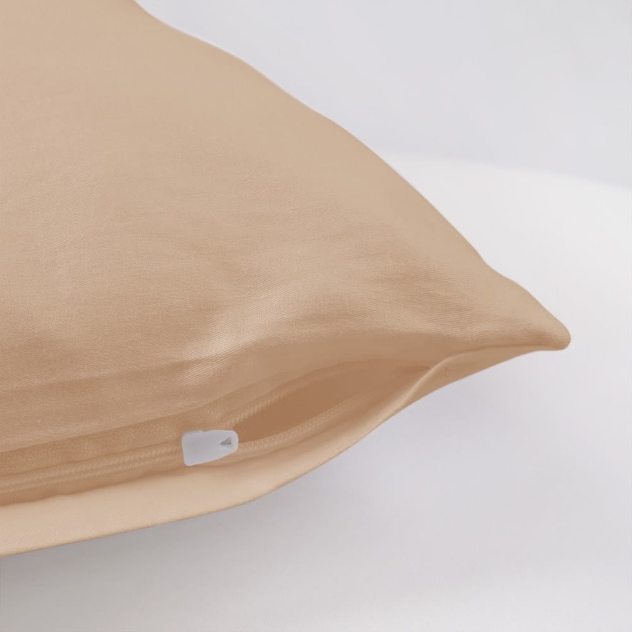 Poszewka satynowa 70x80 kolor Jasny beż