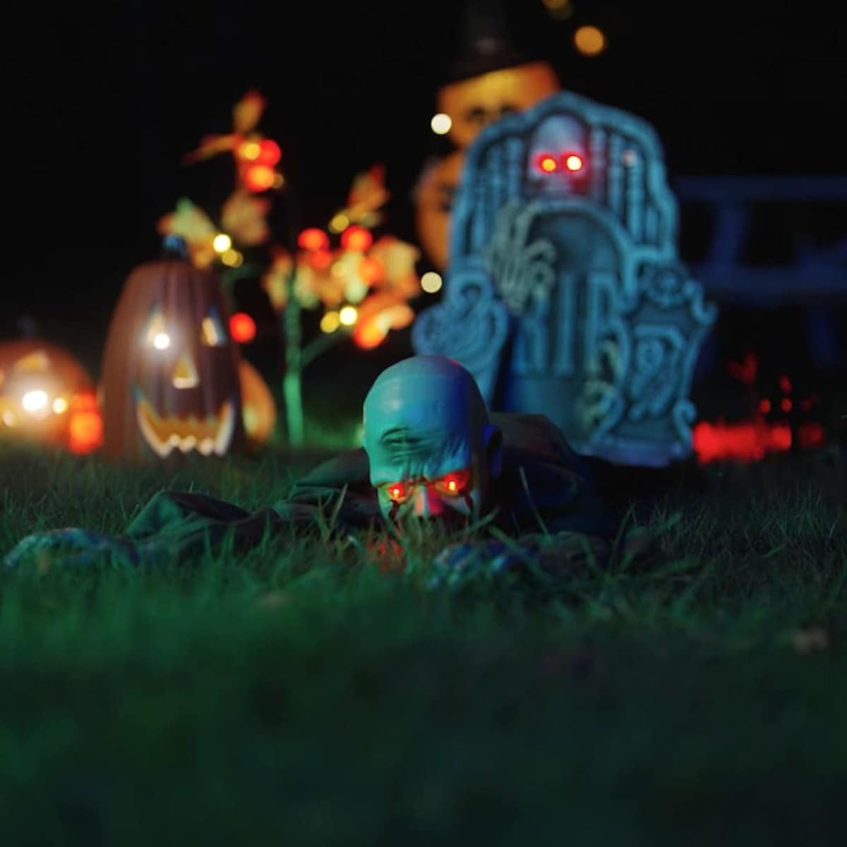 vidaXL Halloween Chodzące Zombie Zielony 112 x 25.5 x 21.5 cm