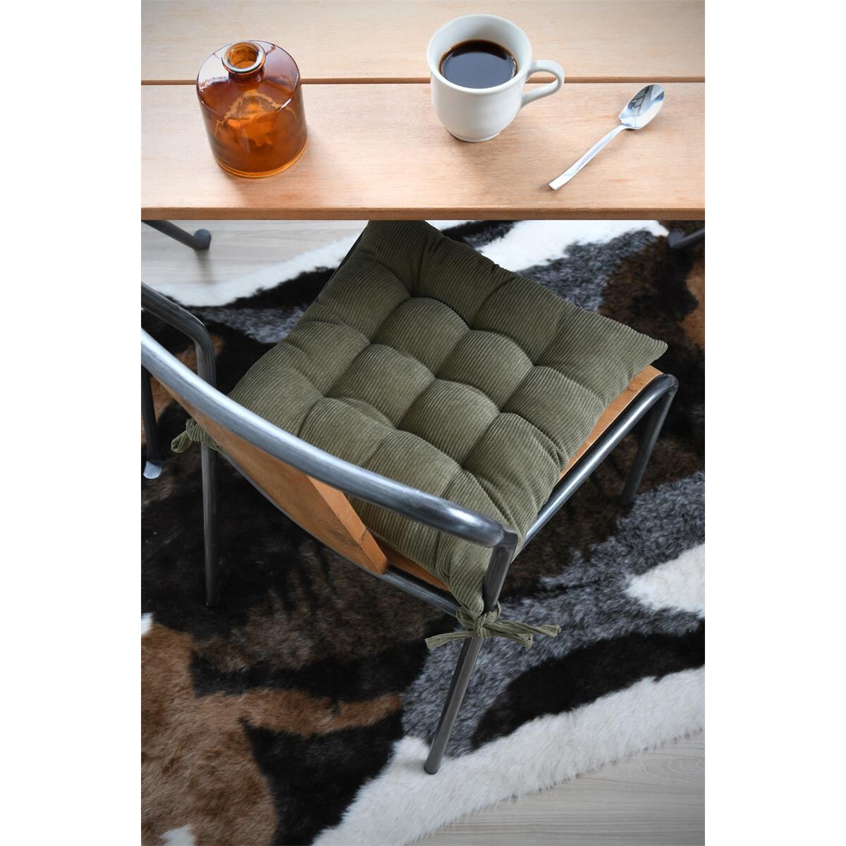 Pikowana poduszka na krzesło, DANDY, 38 x 38 cm