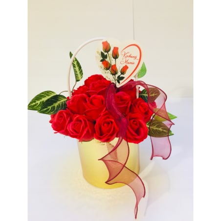 DZIEŃ dla MAMY kwiaty RÓŻA W ZŁOTYM BOXIE mydlane trwałe prezent z mydła