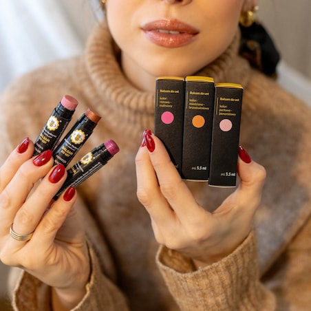 balsam do ust AZALEA kolor