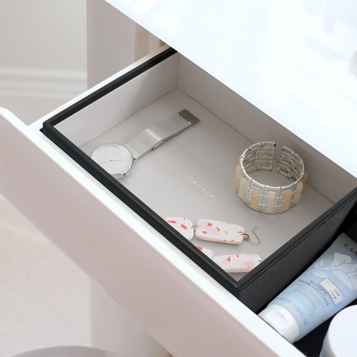 Szkatułka na biżuterię Stackers open classic czarna velvet