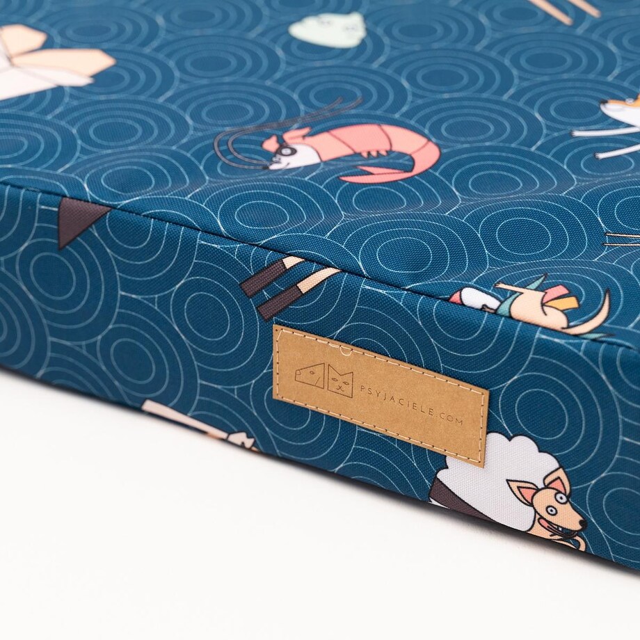 Legowisko materac "Psutomaki" - Rozmiar: M