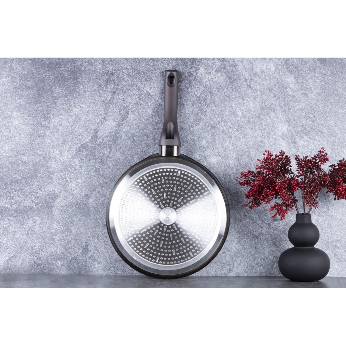 Patelnia naleśnikowa z powłoką granitową 28cm do naleśników BERLINGER HAUS Shiny Black