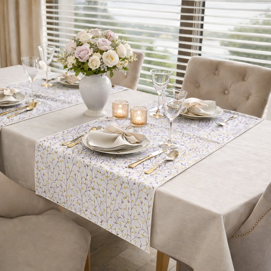 Bieżnik z motywem gałązek wierzby Purple Willow – 50 × 150 cm