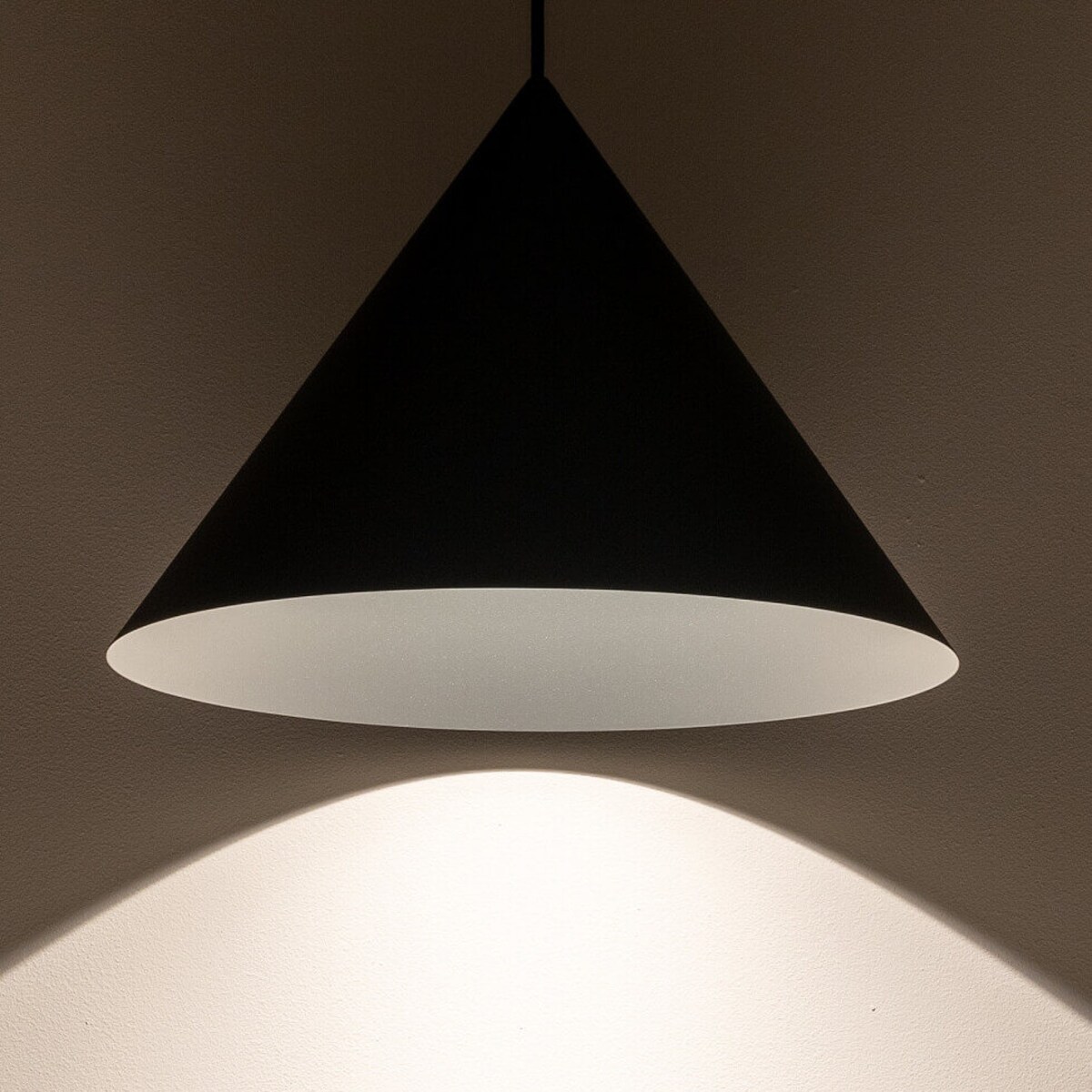 Lampa jadalniana zwis Zenith 10879 Nowodvorski nad stół stożek ciemnoszara