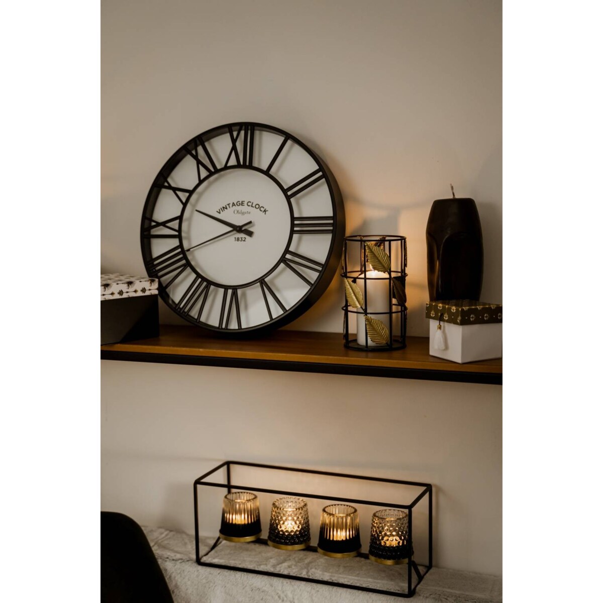 Zegar ścienny z cyframi rzymskimi, Ø 35 cm