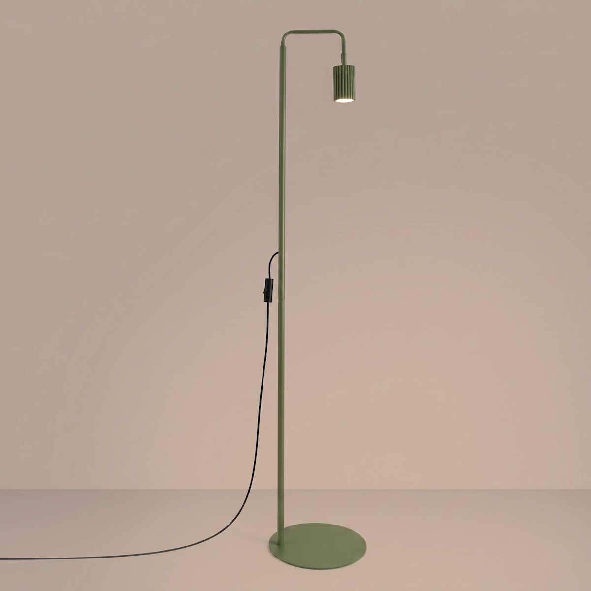 Lampa podłogowa KARBON 1 zielona oliwka