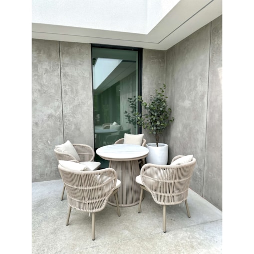 ZESTAW CZTERECH KRZESEŁ ALUMINIOWYCH AZZURA SZAMPAŃSKI