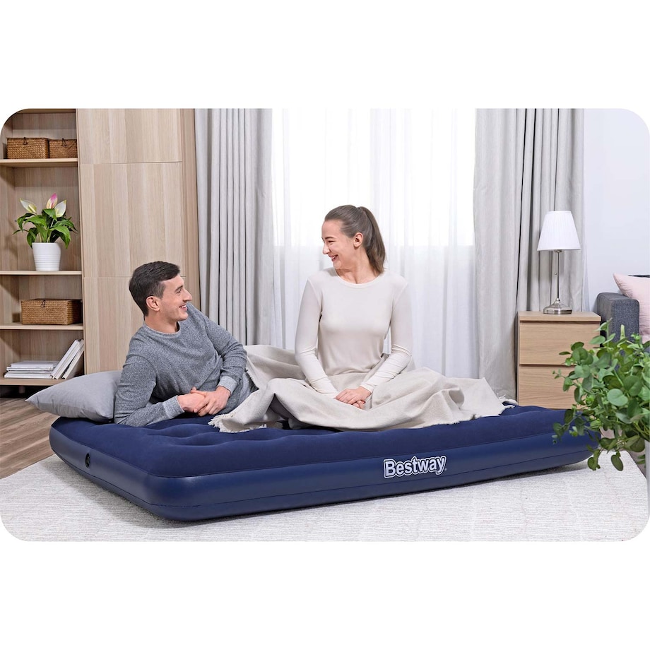 Materac dmuchany Bestway welurowy dwuosobowy 191x137x22cm z pompką elektryczną