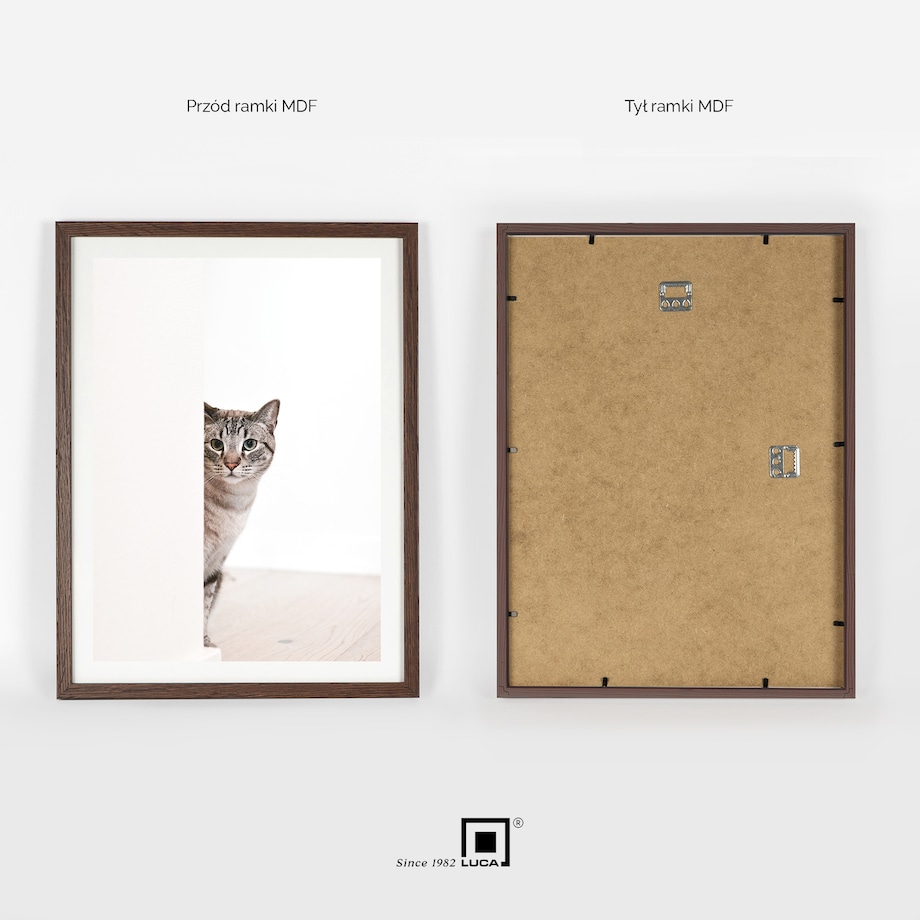 Ramka na zdjęcia 30x40 cm brązowa ciemna rama MDF z plexi wisząca poziom pion klasyczna ramka