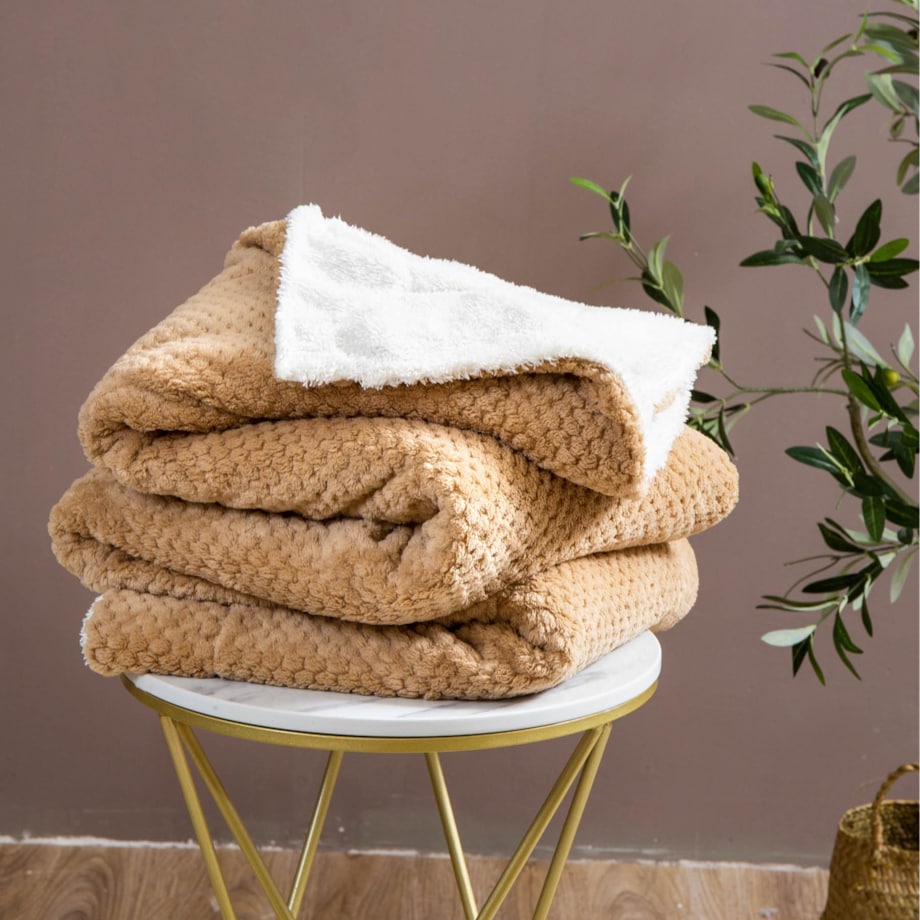 Beżowy Koc Narzuta z Mikrofibry Baranek 150x200 Sherpa