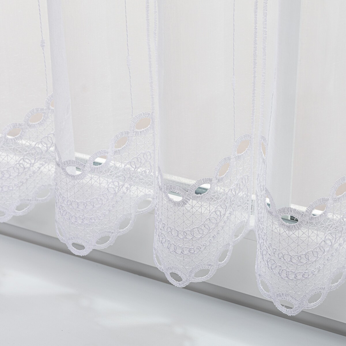 Zazdrostka haftowana Circles wys. 70 cm na metry 130x0