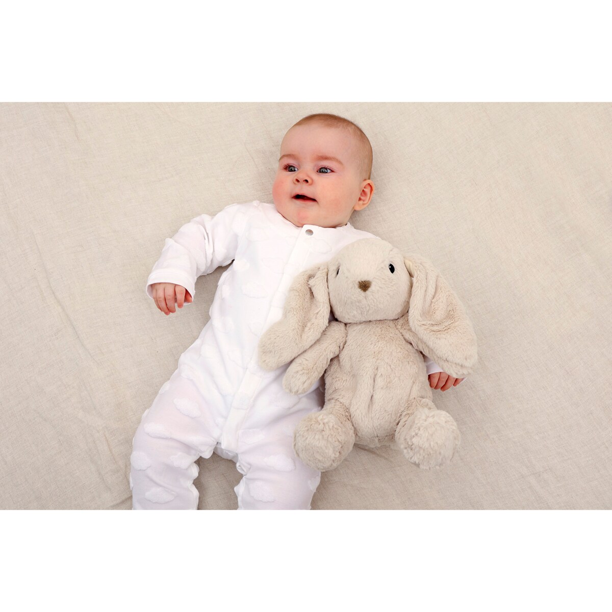 Szumiący królik z czujnikiem ruchu i pozytywką - Cloud b® LoveLight Buddies Billy Bunny™