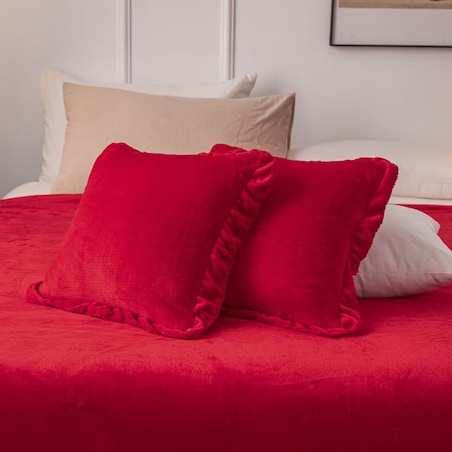 Dekoracyjna Czerwona Poszewka na Poduszkę Jaśka z Falbanką 40 x 40 Ozdobna