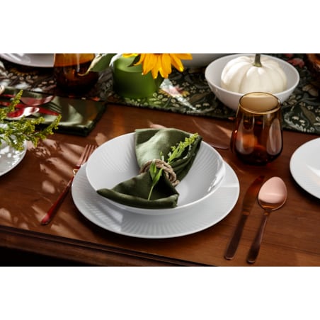 Serwis obiadowy dla 12 osób 44 el. Dalia biała C001