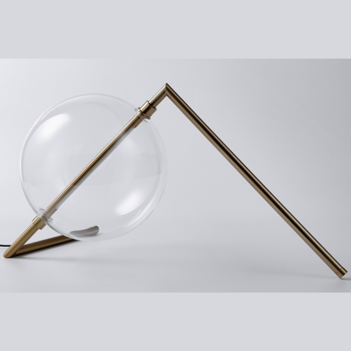 Lampka stołowa Amore ST-8869T3 Step LED 12W 3000K kula ball złota