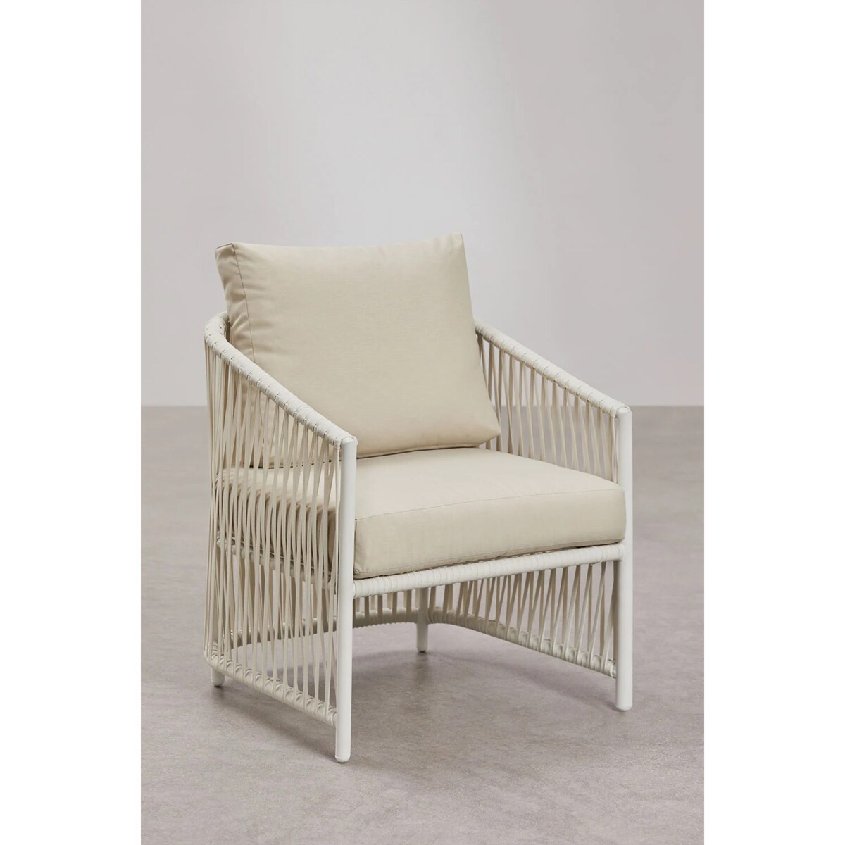 Zestaw ogrodowy: dwuosobowa sofa, 2 fotele i stolik kawowy kremowy Sophie