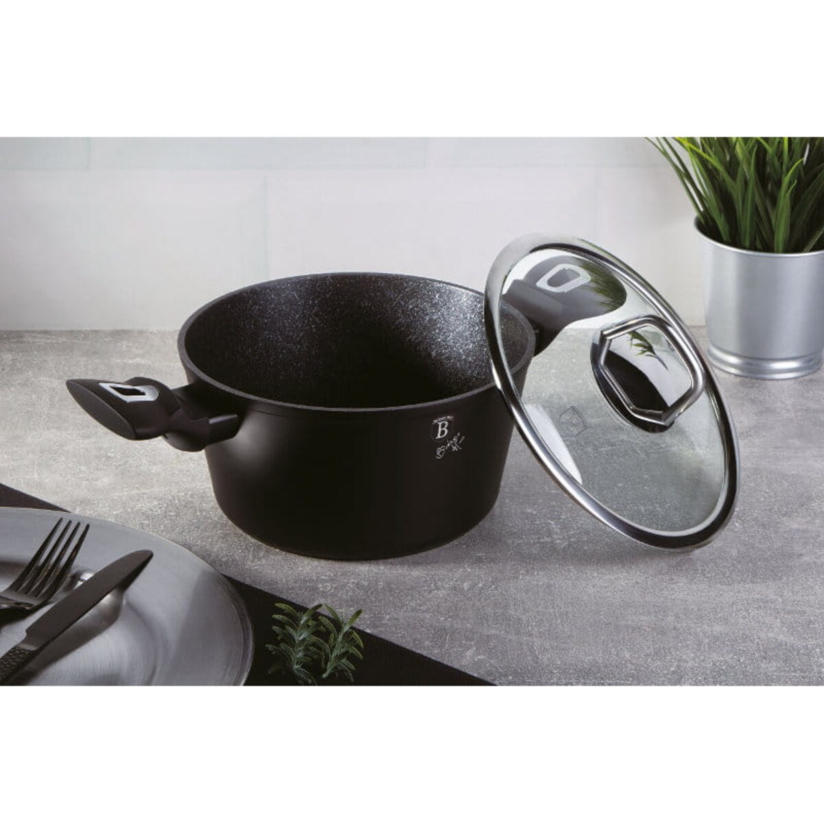 Garnek tytanowy 20 cm Black Royal Berlinger Haus BH-1851