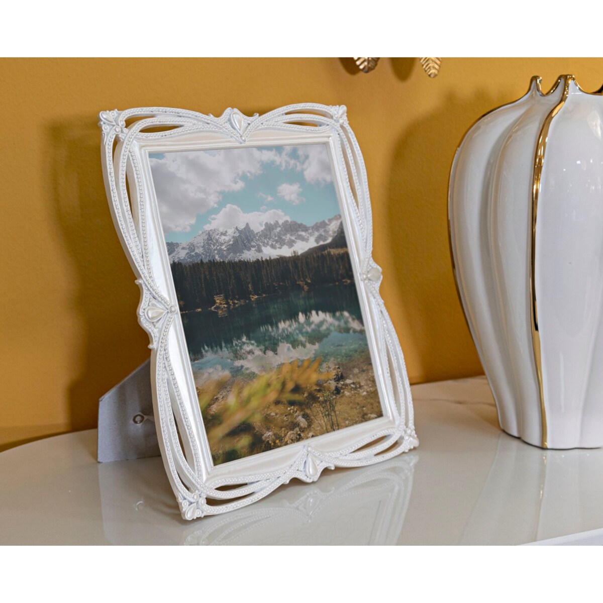Ramka na zdjęcia Tape, zdjęcie 20 x 25 cm, kolor srebrny, żywica syntetyczna i szkło, rama 27 x 1,7 x 32 cm, na fotografie i portrety, Mauro Ferretti