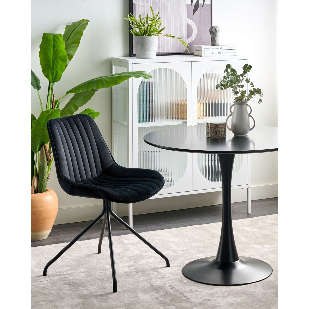 Zestaw 2 krzeseł do jadalni welurowy czarny NAVASOTA