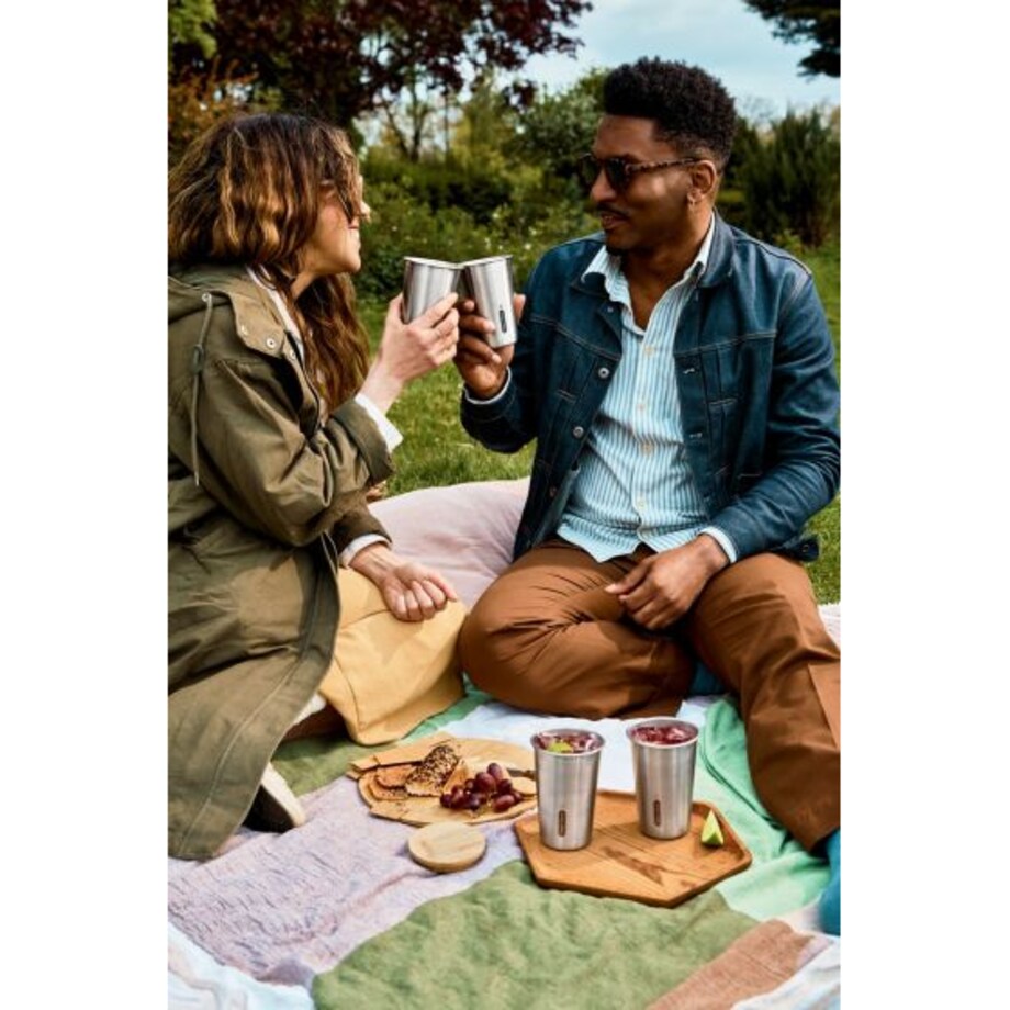 Zestaw 4 stalowych kubków Black+Blum