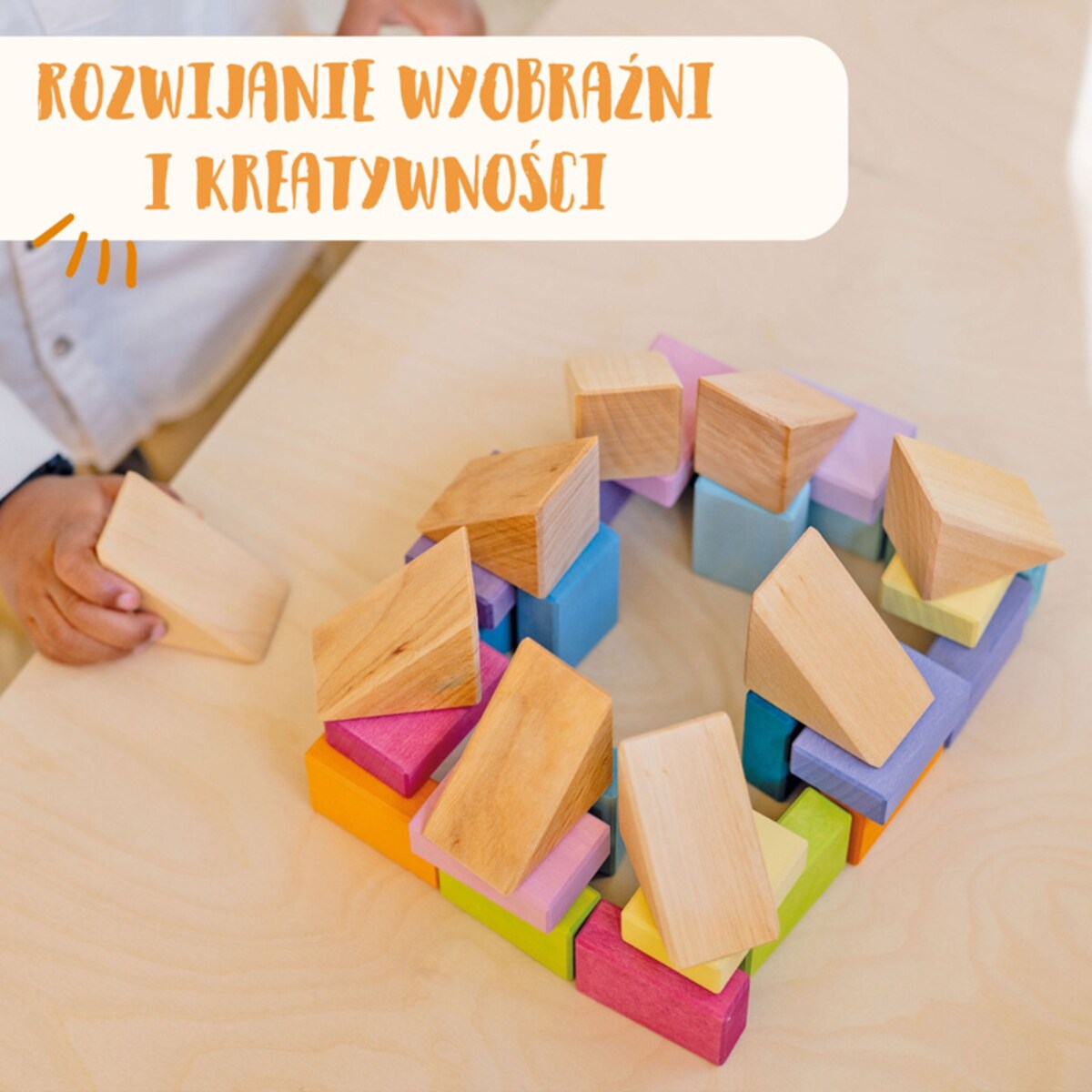 Układanka drewniana w ramce – klocki drewniane Grimm's dla rocznego dziecka