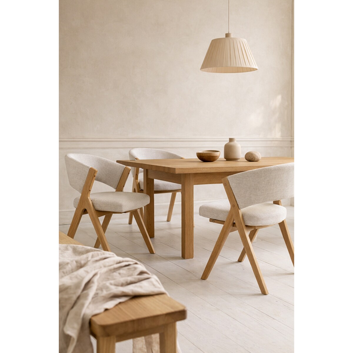 Krzesło tapicerowane do jadalni FIRENZE beżowe