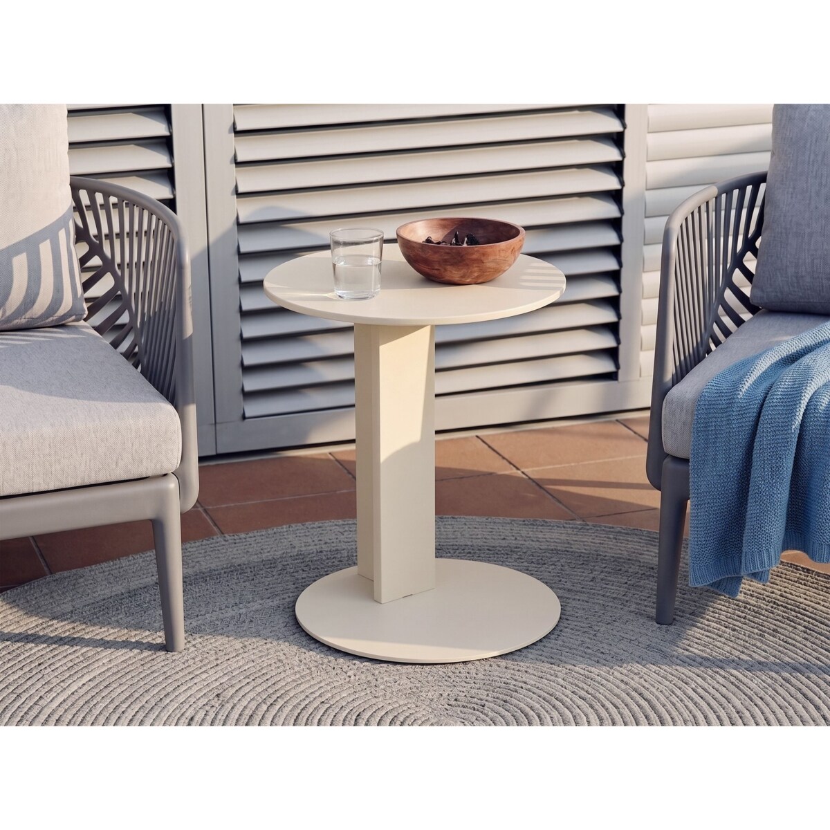 Stolik pomocniczy ogrodowy VANZAGO 40 cm 40 cm Metal Beżowy