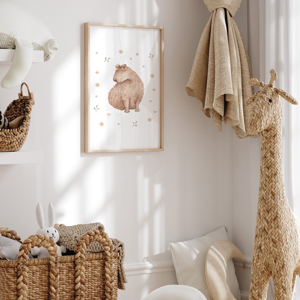 Plakat dla dzieci Kapibara z kokardką 50x70