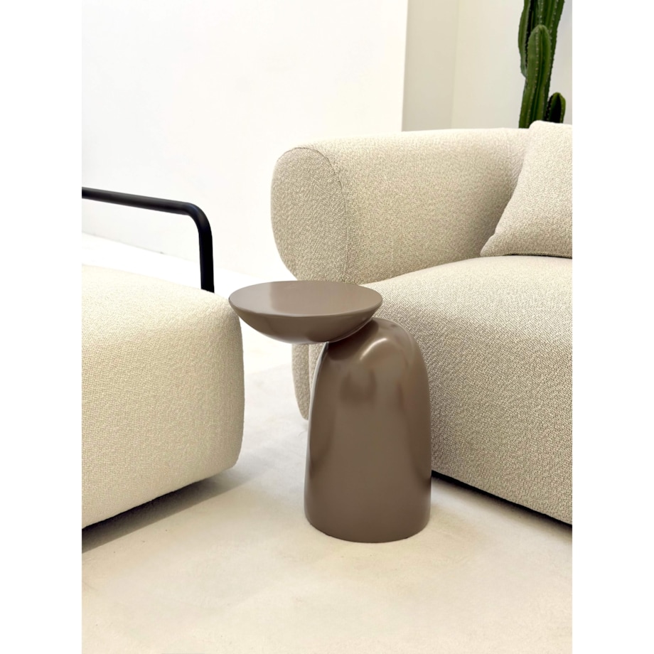 STOLIK ORLANDO BEŻOWY – DESIGNERSKI STOLIK BOCZNY DO SALONU