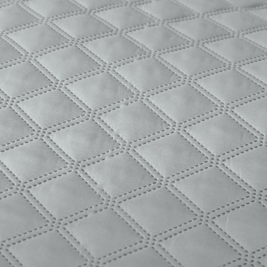 Szara Narzuta Pikowana z Falbanką 140 x 200 Pled na Sofę Kanapę Elegancki