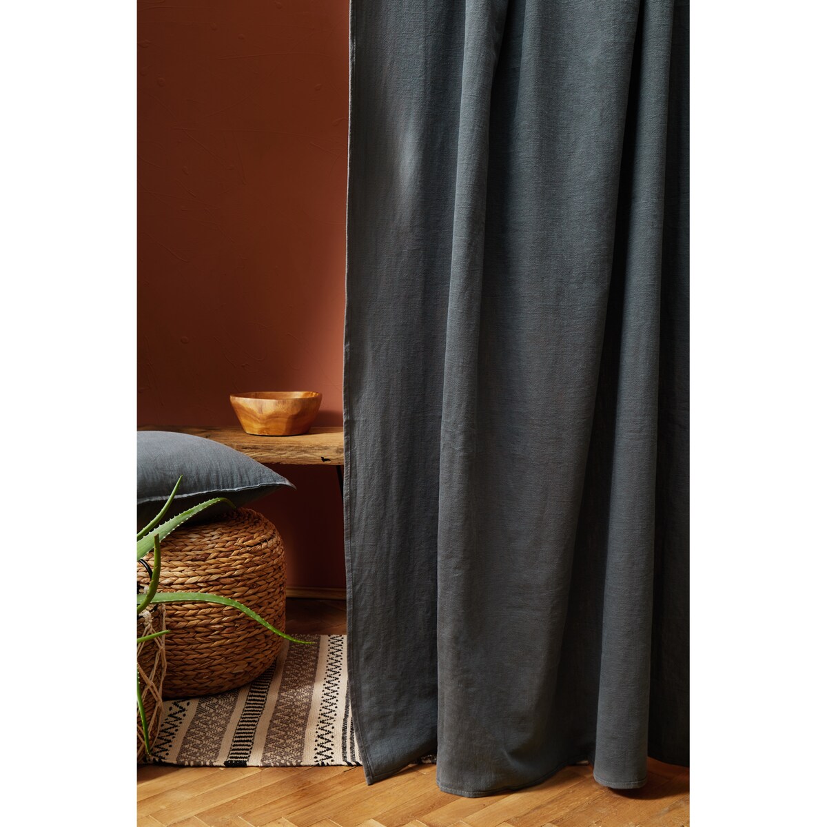 Szara zasłona z lnu na taśmie marszczącej Merida 140x250