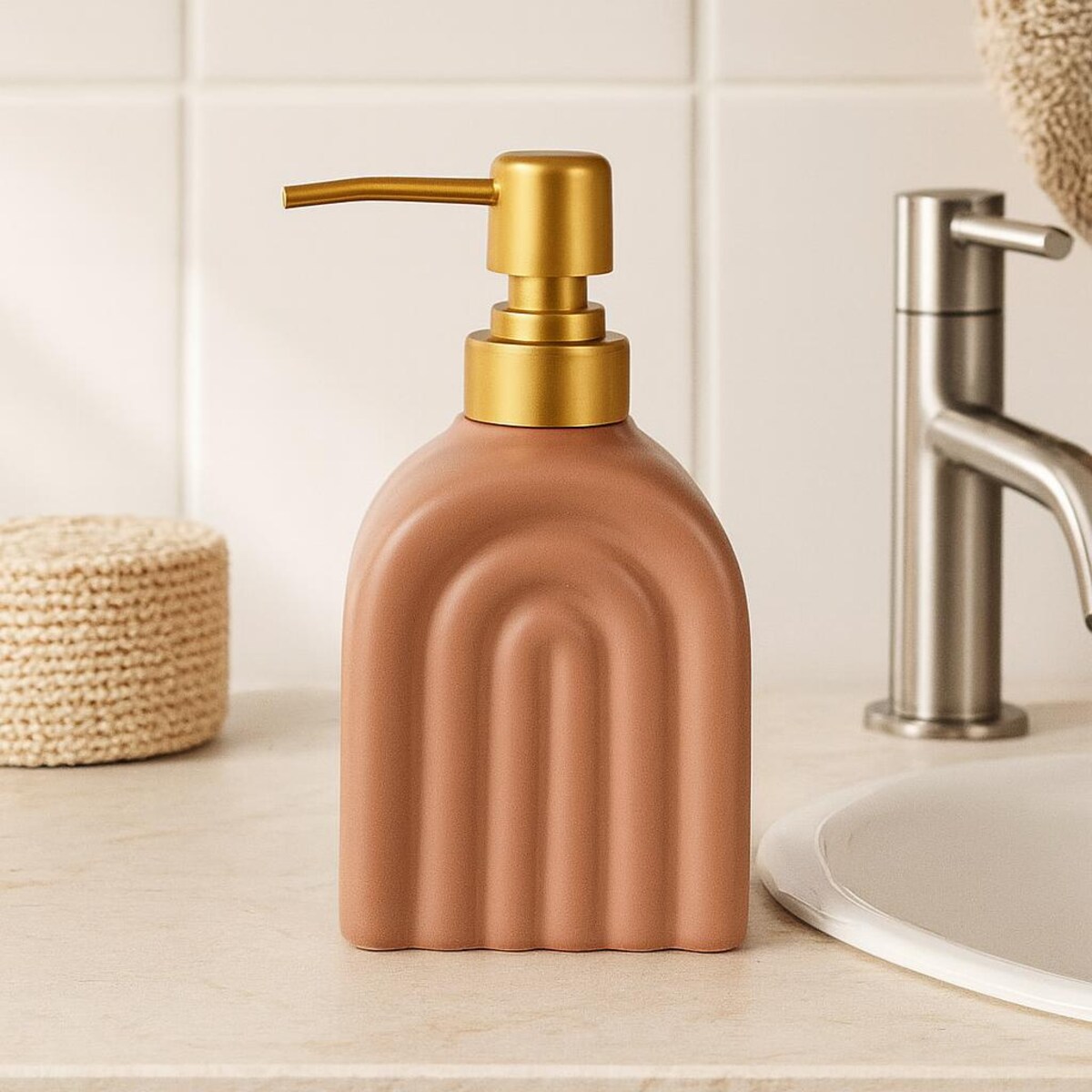 Ceramiczny dozownik do mydła BOGEN, 320 ml