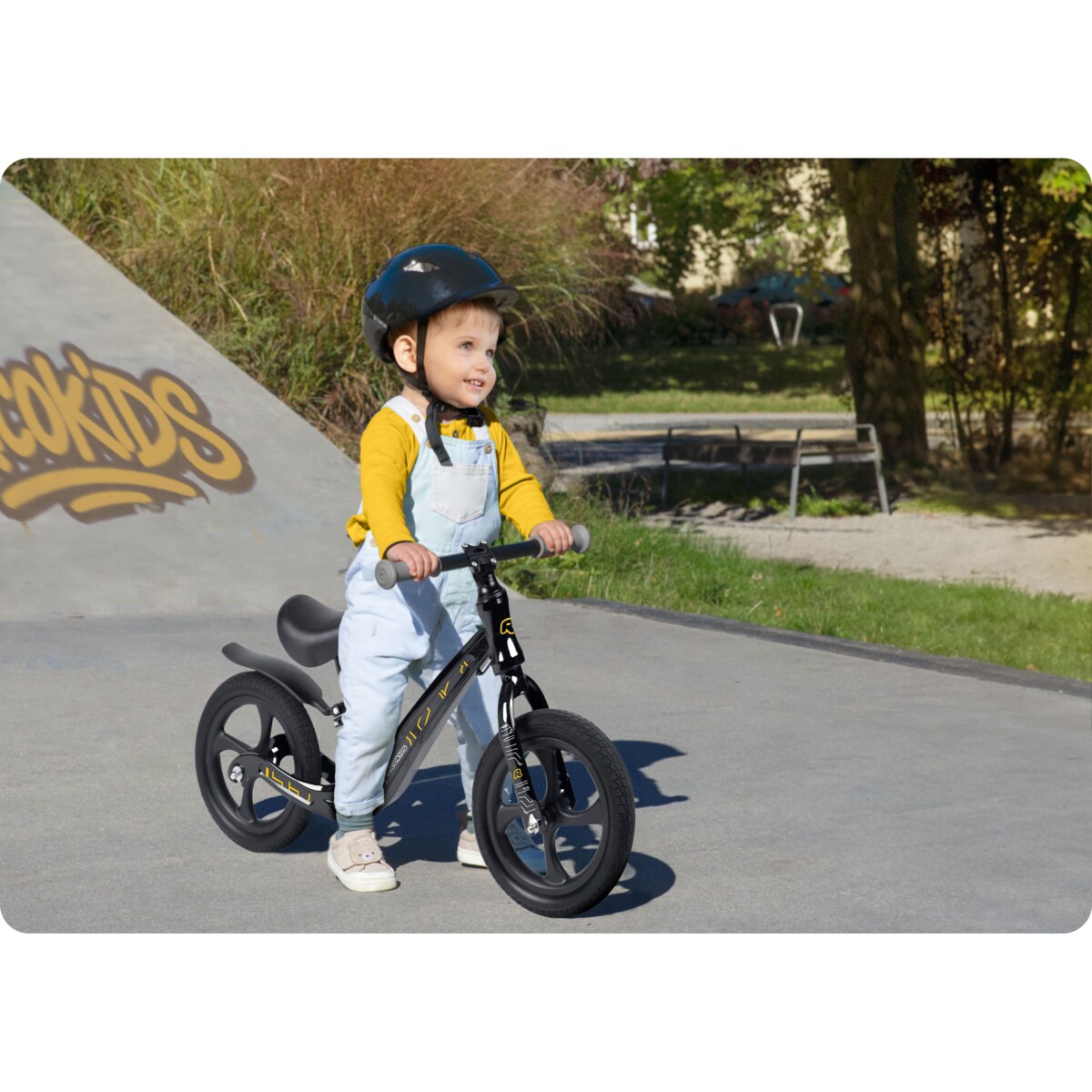 Rowerek biegowy dla dzieci magnesium Ricokids Funnu czarny 760500