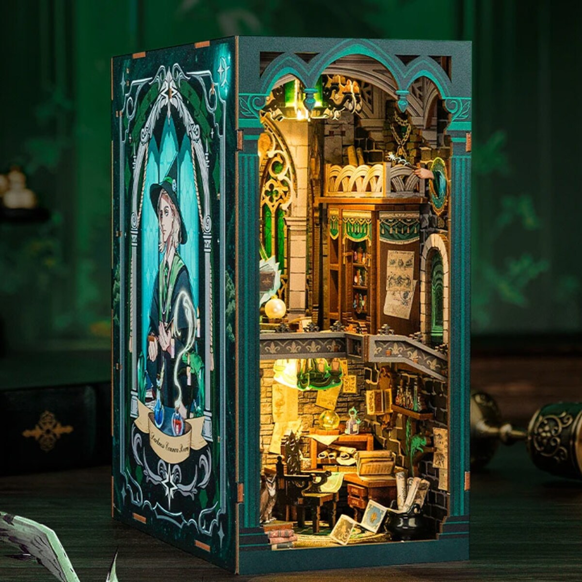 Miniaturowy domek Book Nook - Pokój życzeń - CuteBee