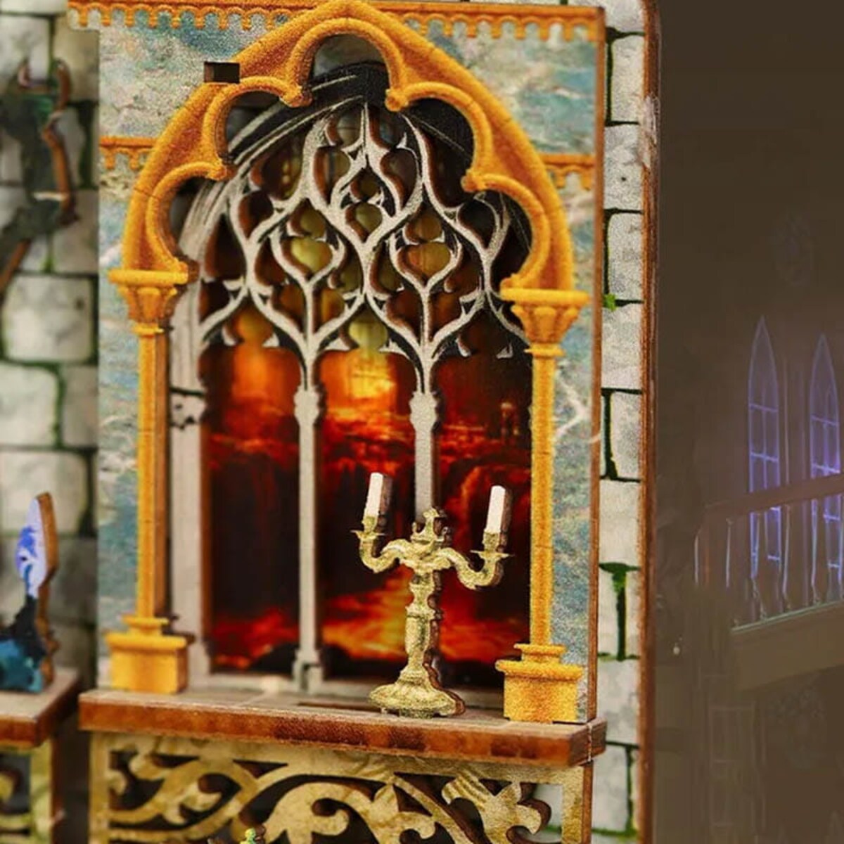 Miniaturowy domek Book Nook - Puszka Pandory