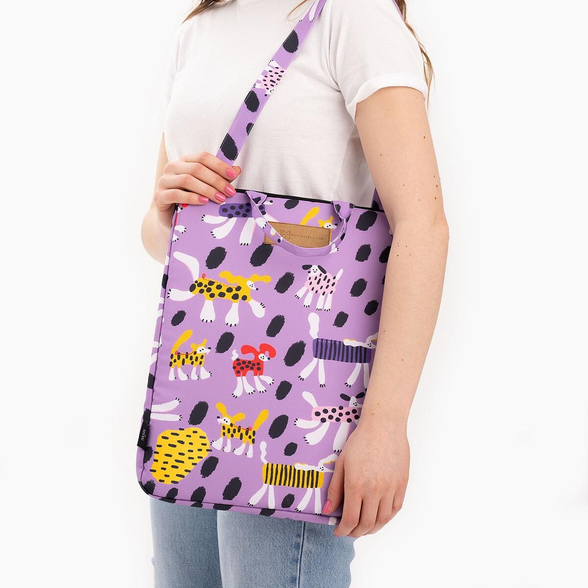 Etui na laptop "Piesy floresy"