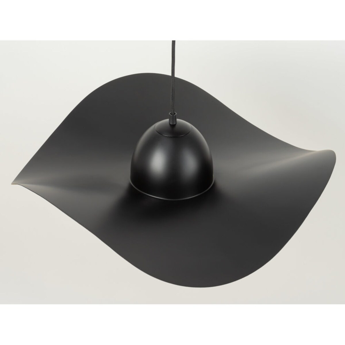 Metalowy zwis KAPELLO czarna lampa wisząca nad stół w jadalni