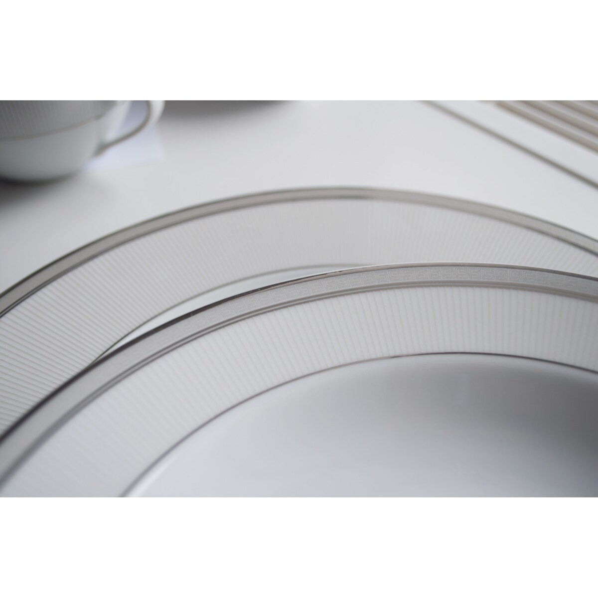 Serwis obiadowy dla 12 osób 44 el. Yvonne Julia E685