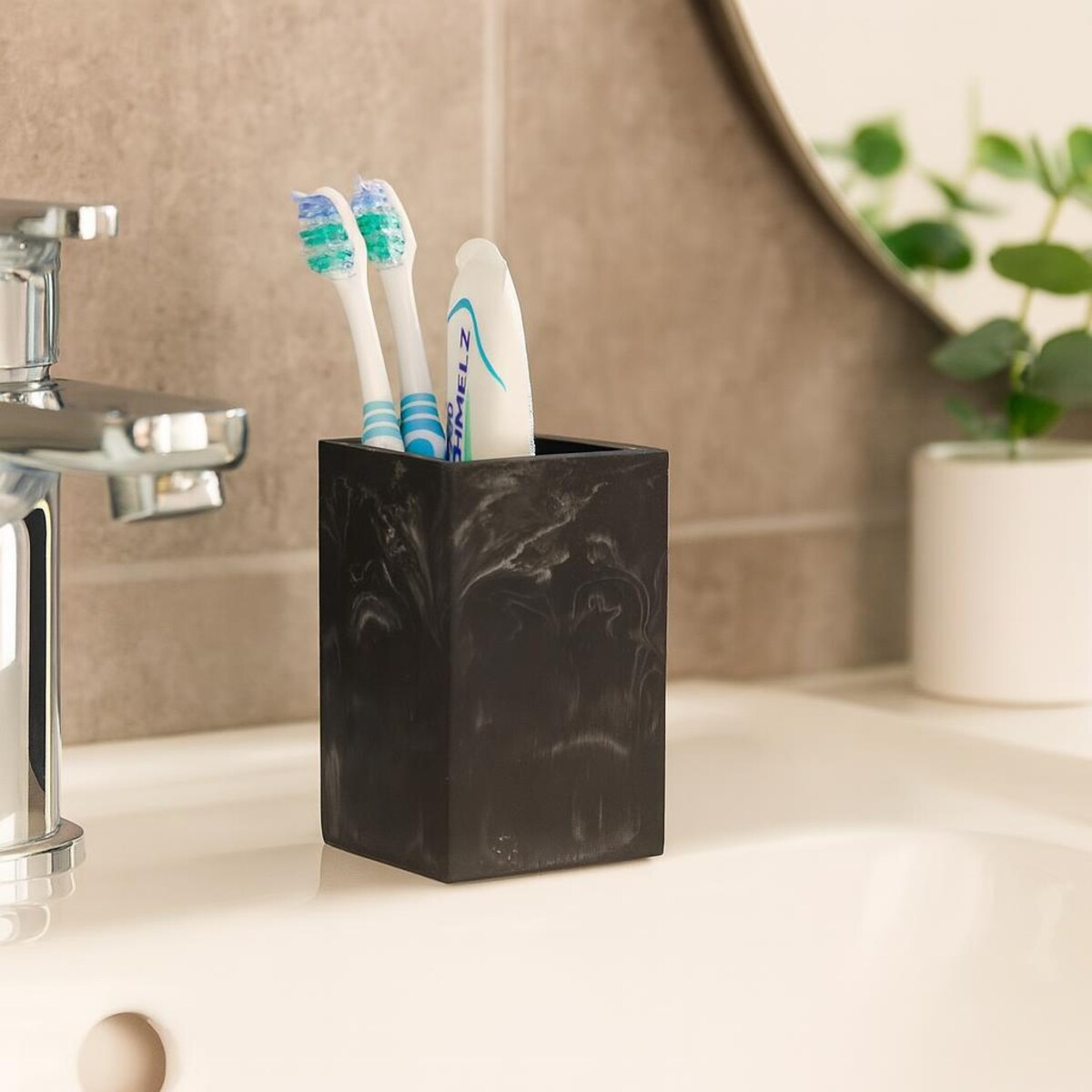 Kubek na szczoteczki do zębów KESPER, 7,2 cm