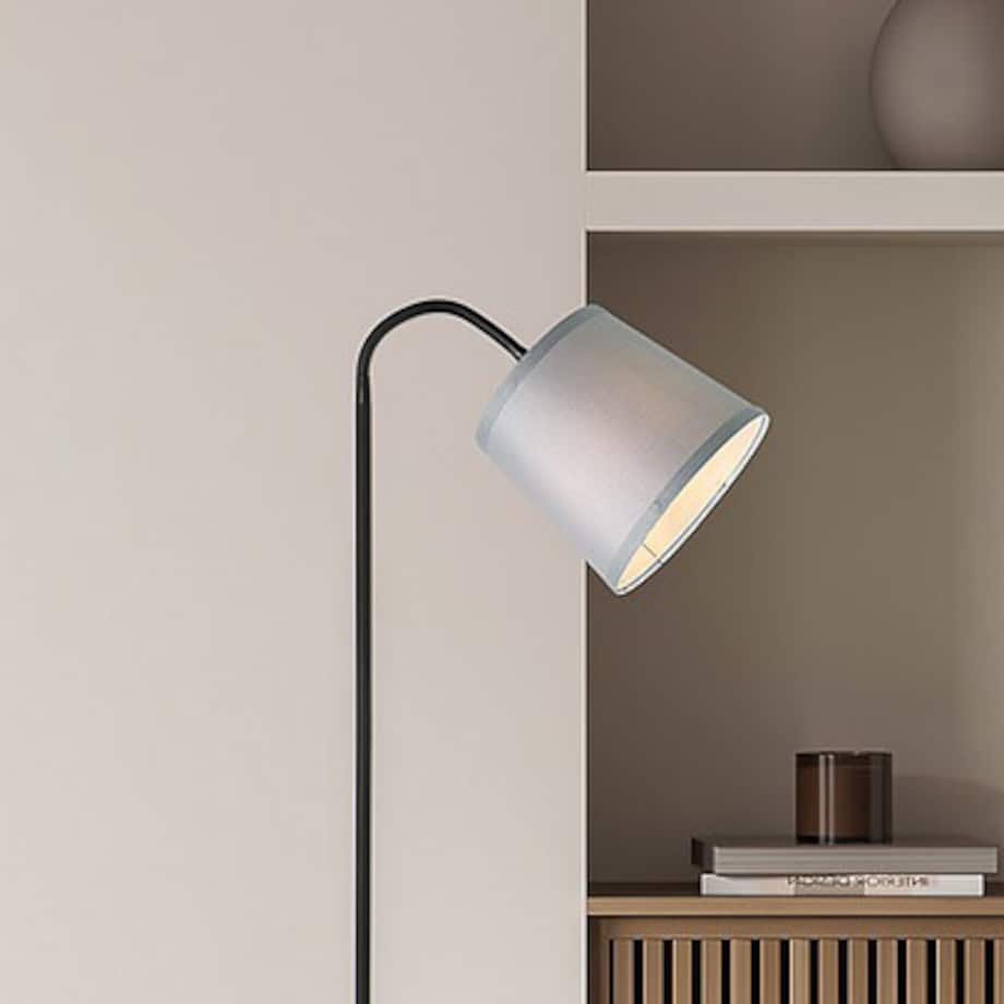 Sypialniana lampa stojąca Godric 6639 abażurowa na peszlu szara