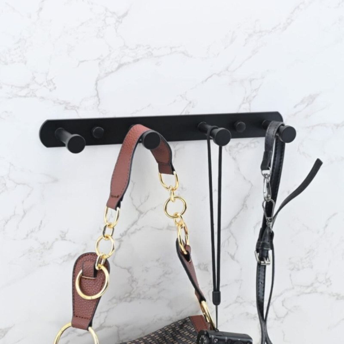 Wieszak ścienny czarny do łazienki kuchni przedpokoju haczyki