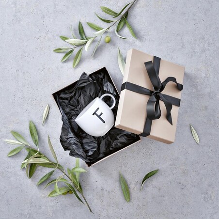 Kubek z literą F Letters, Villeroy & Boch