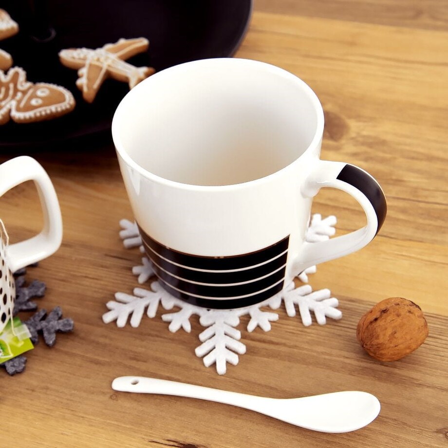 Podstawka pod Kubek Filcowa Biała Płatek Śniegu Zestaw 6 szt. 13,5 cm