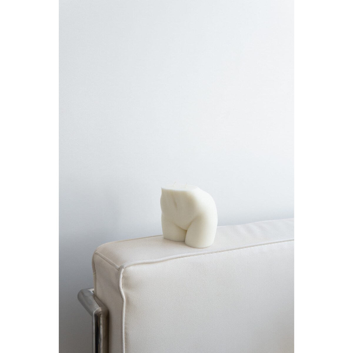 Świeca sojowa pośladki Body Part Bottom XL, 460 g, INSPIRA